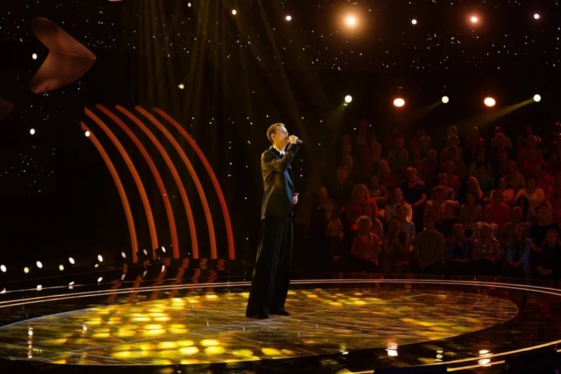 Елисей Шпаков в шоу «Ну-ка, все вместе!»