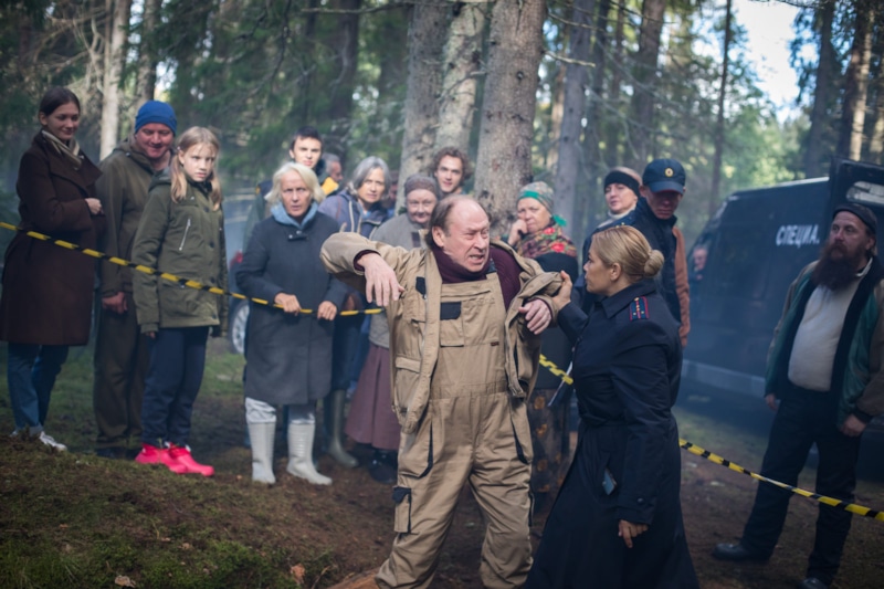 Актеры сериала «Здесь все свои»