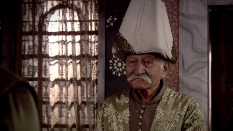 Ариф Эркин Гюзельбейоглу в сериале «Великолепный век»