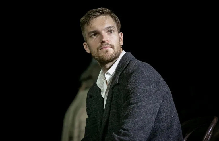 Никита Волков в театре