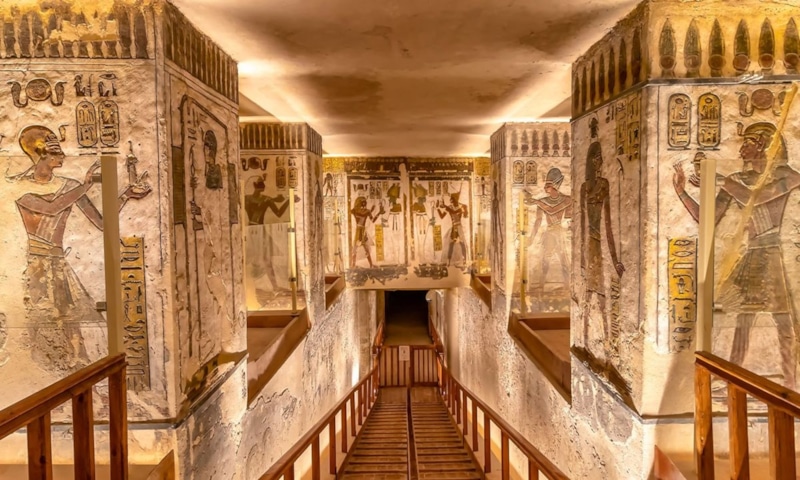 Усыпальница фараона: возрождение древних фресок