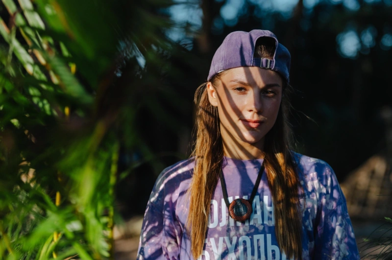 Участница шоу «Выживалити. Змееловы» Юлиана Бухольц