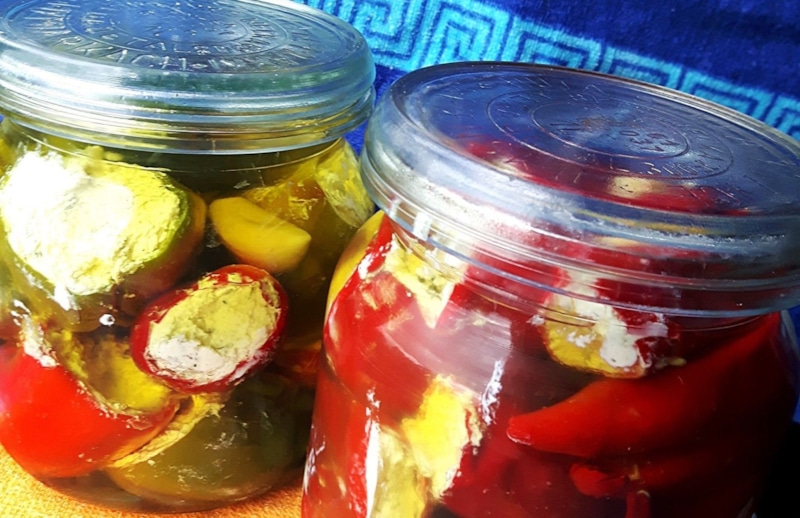 Перцы с фетой: пикантная средиземноморская закуска Перцы с фетой: пикантная средиземноморская закуска