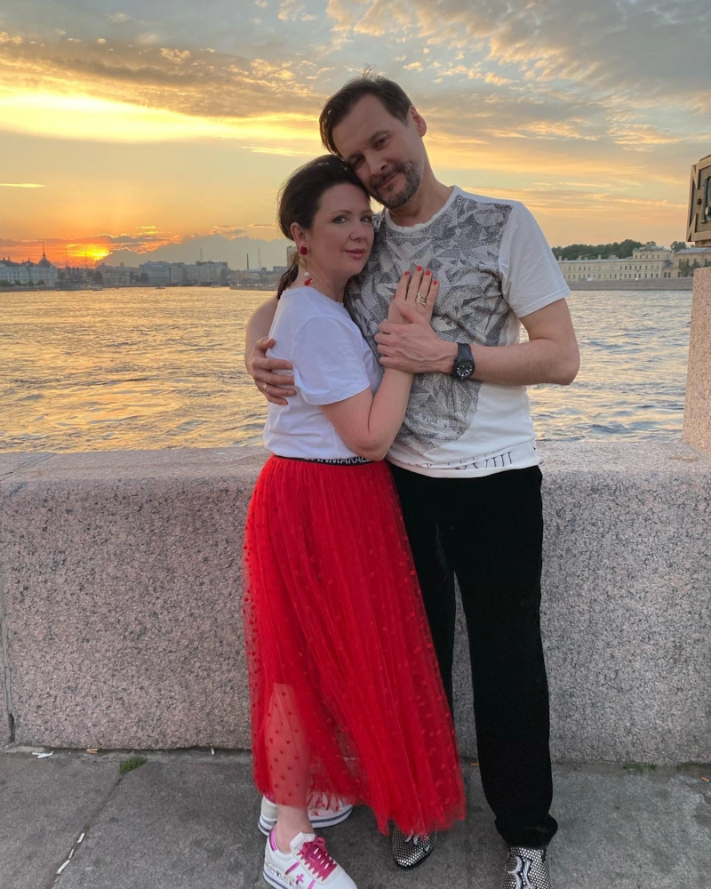 Аскар Абдразаков с женой