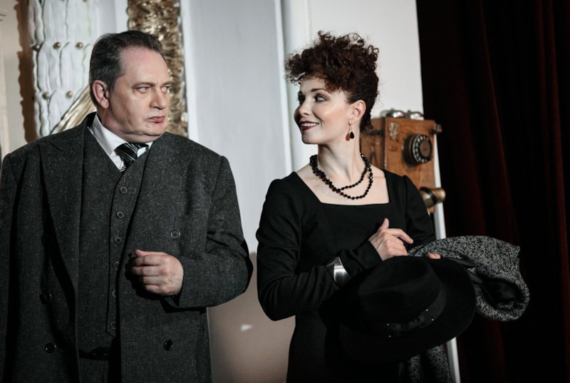 Владимир Майзингер в спектакле «Зойкина квартира»