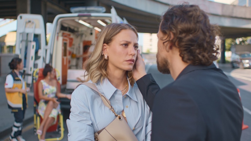 Кадр из сериала «Спасибо, следующий!». 