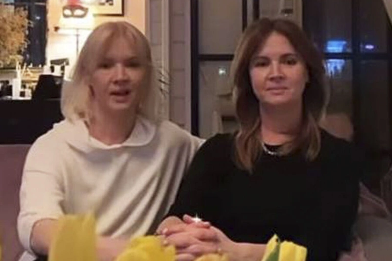 Елена Стебенева с сестрой Елена Стебенева с сестрой