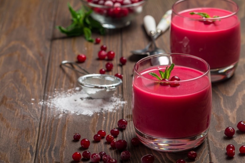 Клюквенный мусс: нежность и витаминный вкус Клюквенный мусс: нежность и витаминный вкус