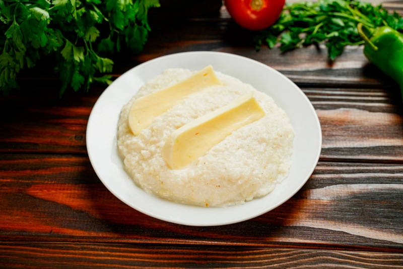 Мамалыга с сыром: южная нежность в тарелке