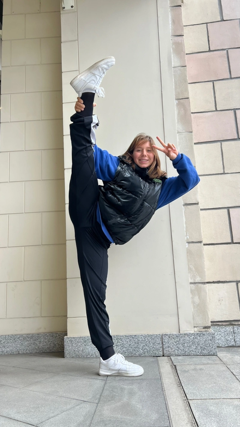 Призер чемпионата мира по паркуру Елизавета Исаева Призер чемпионата мира по паркуру Елизавета Исаева