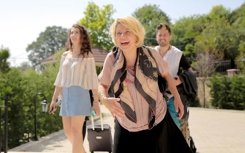 Кадр из сериала «Замечательный зять»