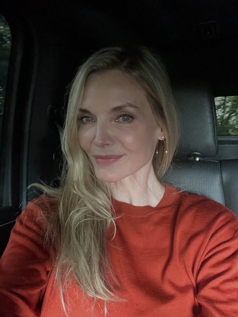 Мишель Пфайффер в 2025 году Мишель Пфайффер в 2025 году