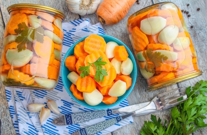 Маринованная морковь с чесноком: рецепт на зиму