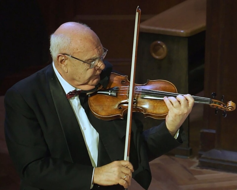 Скрипач Сергей Кравченко обвинил жену и пасынка в краже на 120 миллионов