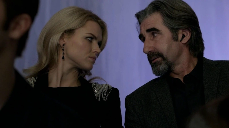 Эрин Ричардс и Джон Линч