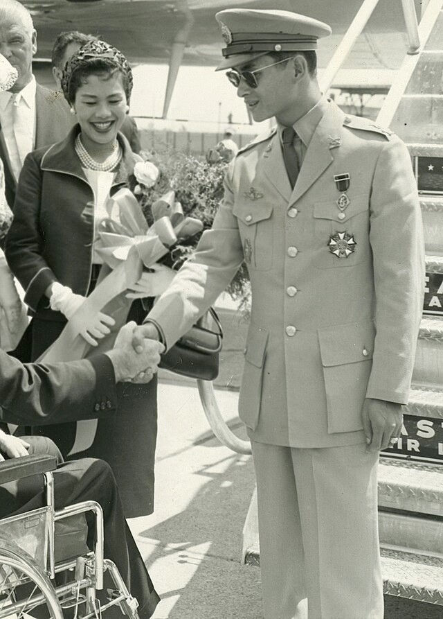 Сирикит с мужем Сирикит с мужем