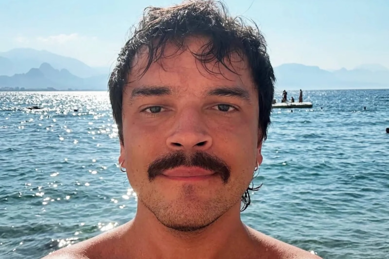 Никиту Калмыкова жестоко избили в туалете Никиту Калмыкова жестоко избили в туалете