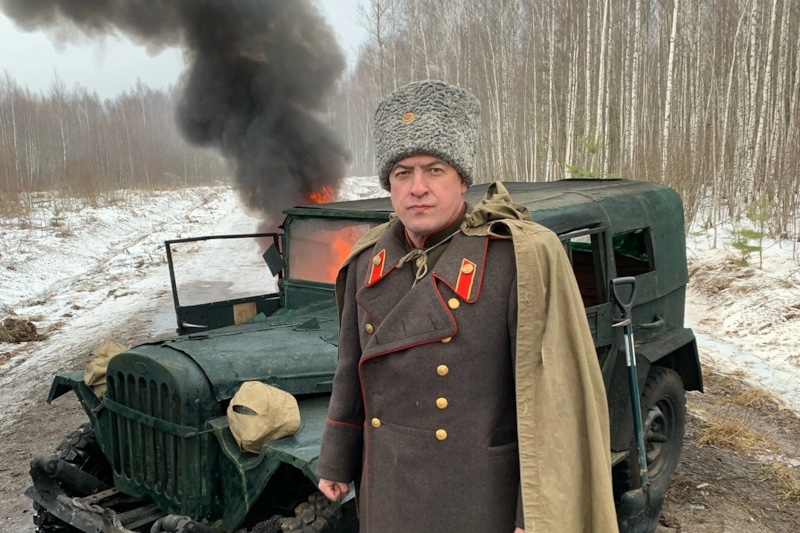 Олег Каменщиков нашел жену на сайте знакомств Олег Каменщиков нашел жену на сайте знакомств