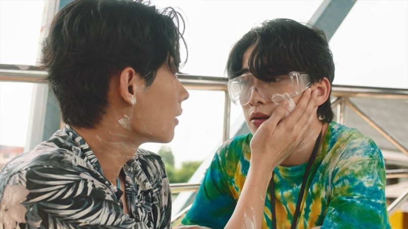 Тьютор Корапат Ламной и Йим Париньякон Кханасава