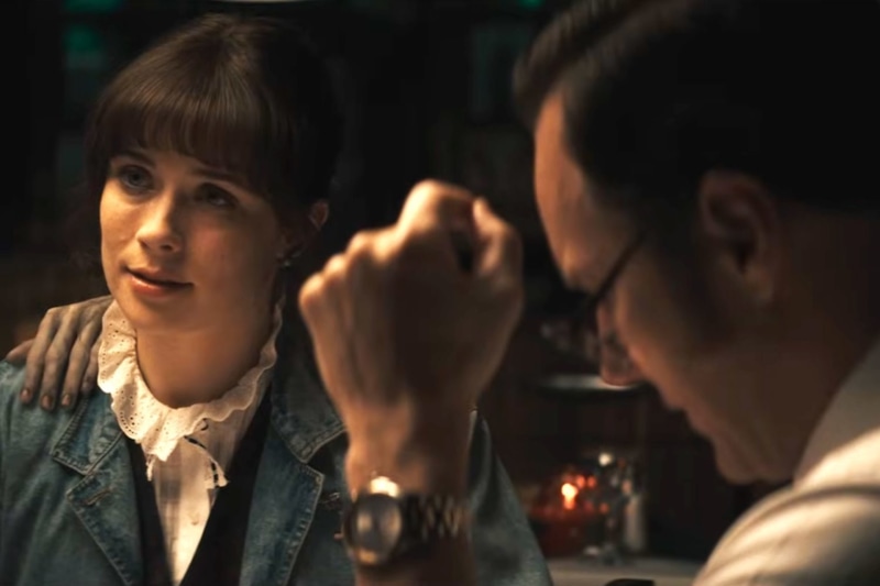 Миа Томлинсон в фильме «Заклятие 4: Последний обряд»