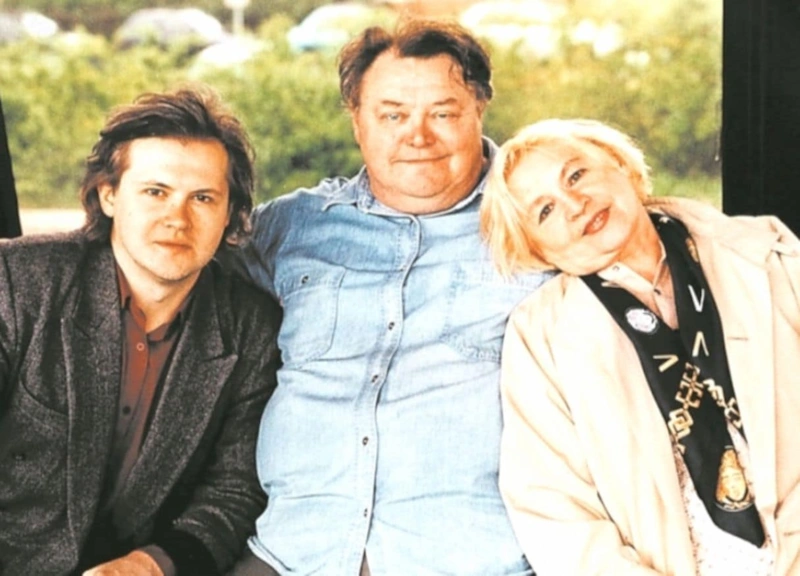 Нина Гуляева и Вячеслав Невинный с сыном