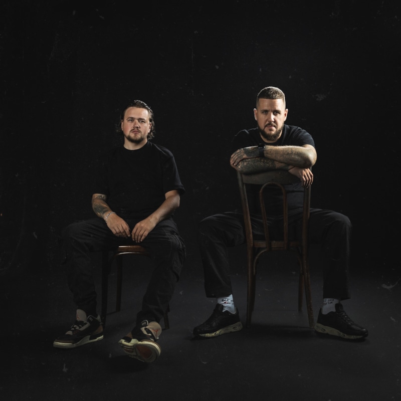 TRUEтень с брaтом