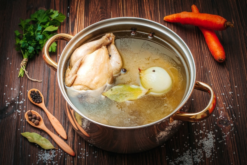 Мясной бульон: заготовка в банках