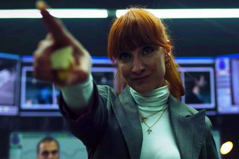 Найва Нимри в сериале «Бумажный дом»