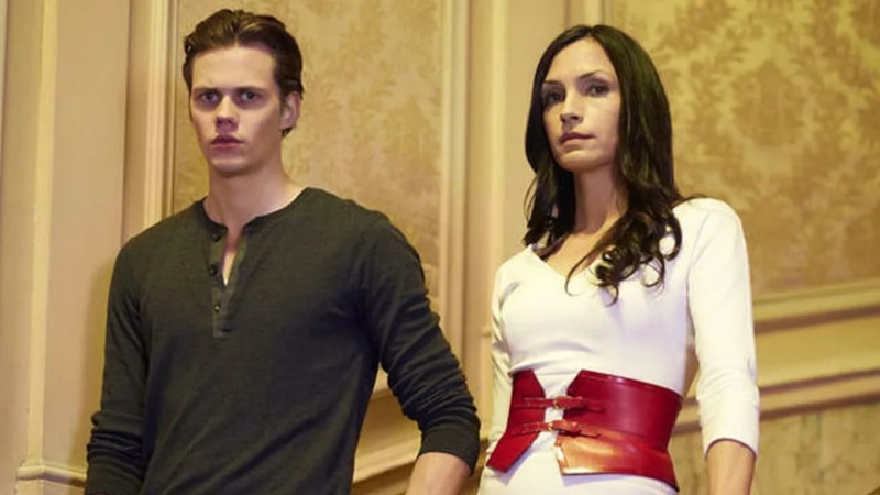 Фамке Янссен и Билл Скарсгард