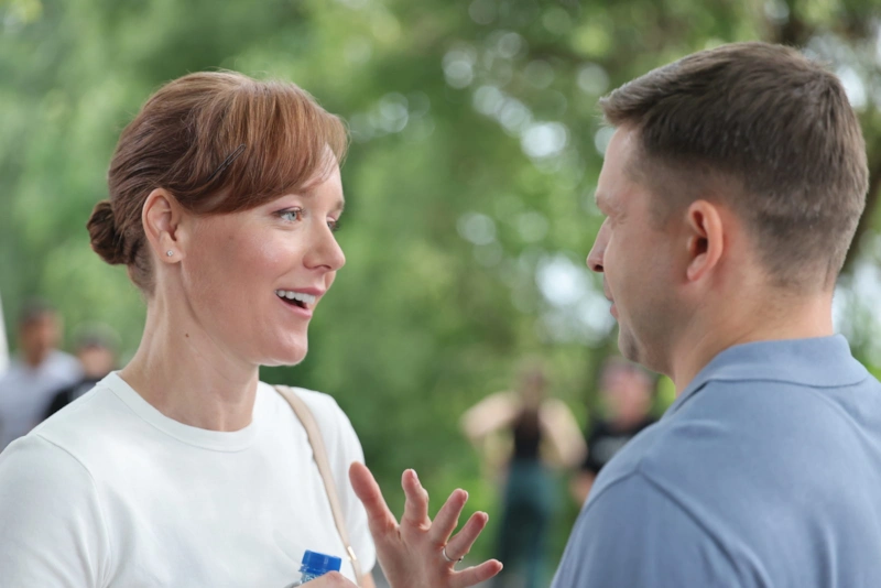 Кадр со съемок сериала «Недостойные наследницы» 