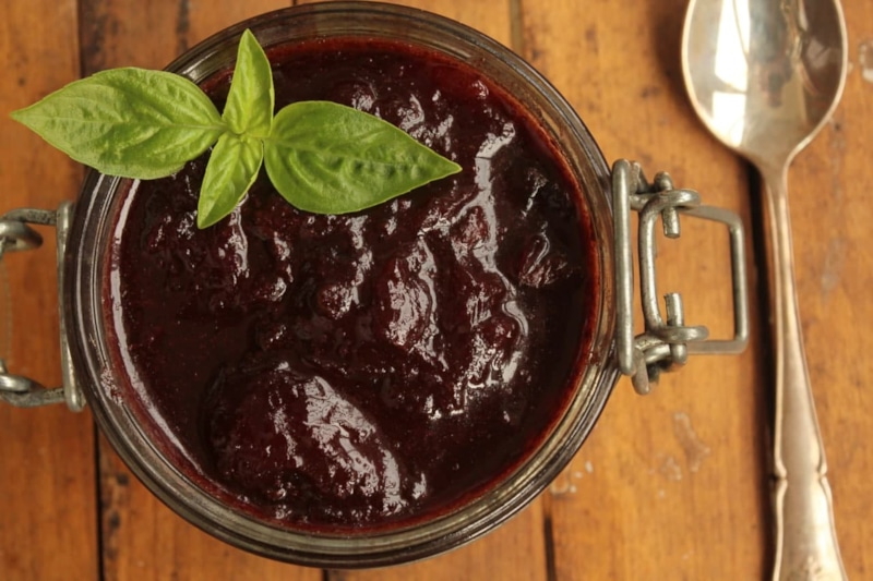 Баклажанный джем: шоколад и имбирь