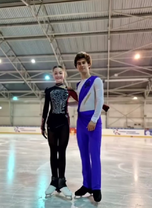 Софья Важнова и Марк Кондратюк Софья Важнова и Марк Кондратюк