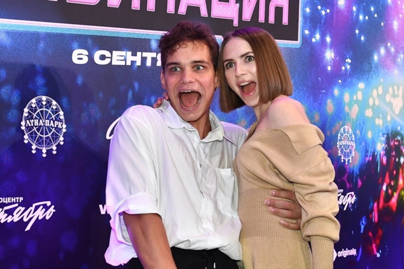 Слава Копейкин порвал с актрисой Яной Енжаевой Слава Копейкин порвал с актрисой Яной Енжаевой