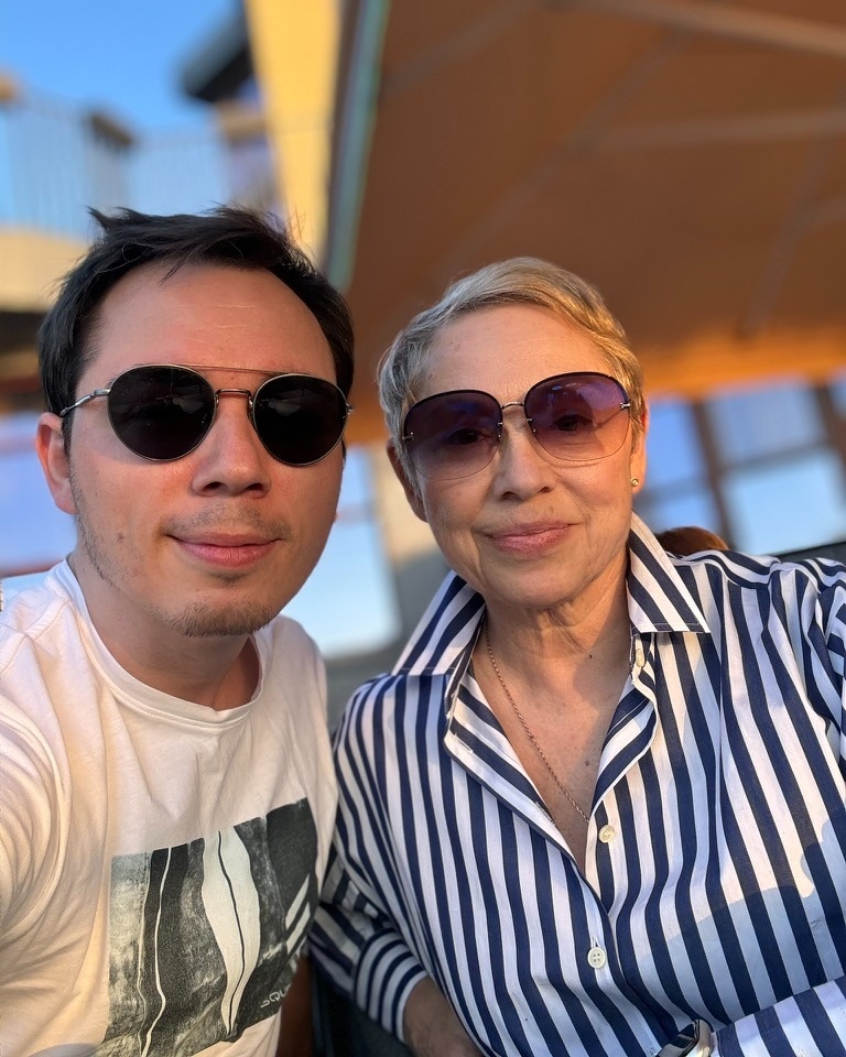 Родион Газманов с мамой