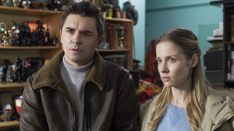 Кадр из сериала «За финишной чертой»