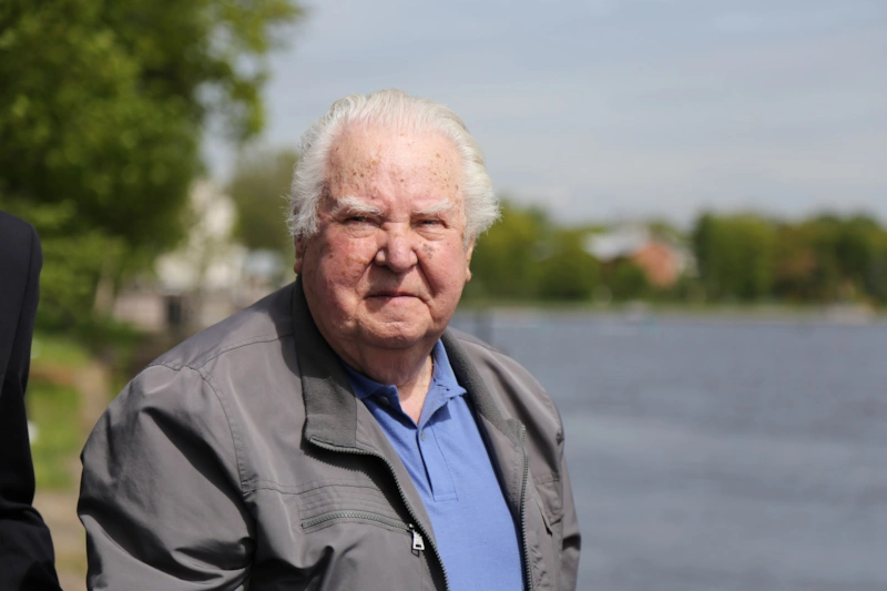 Юрий Тюкалов в стaрости Юрий Тюкалов в стaрости