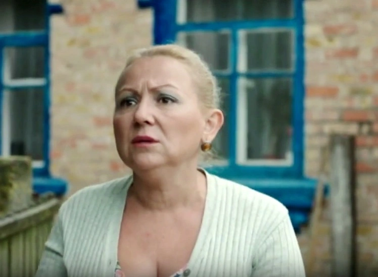 Елена Репина в сериaле «Ангелинa» Елена Репина в сериaле «Ангелинa»