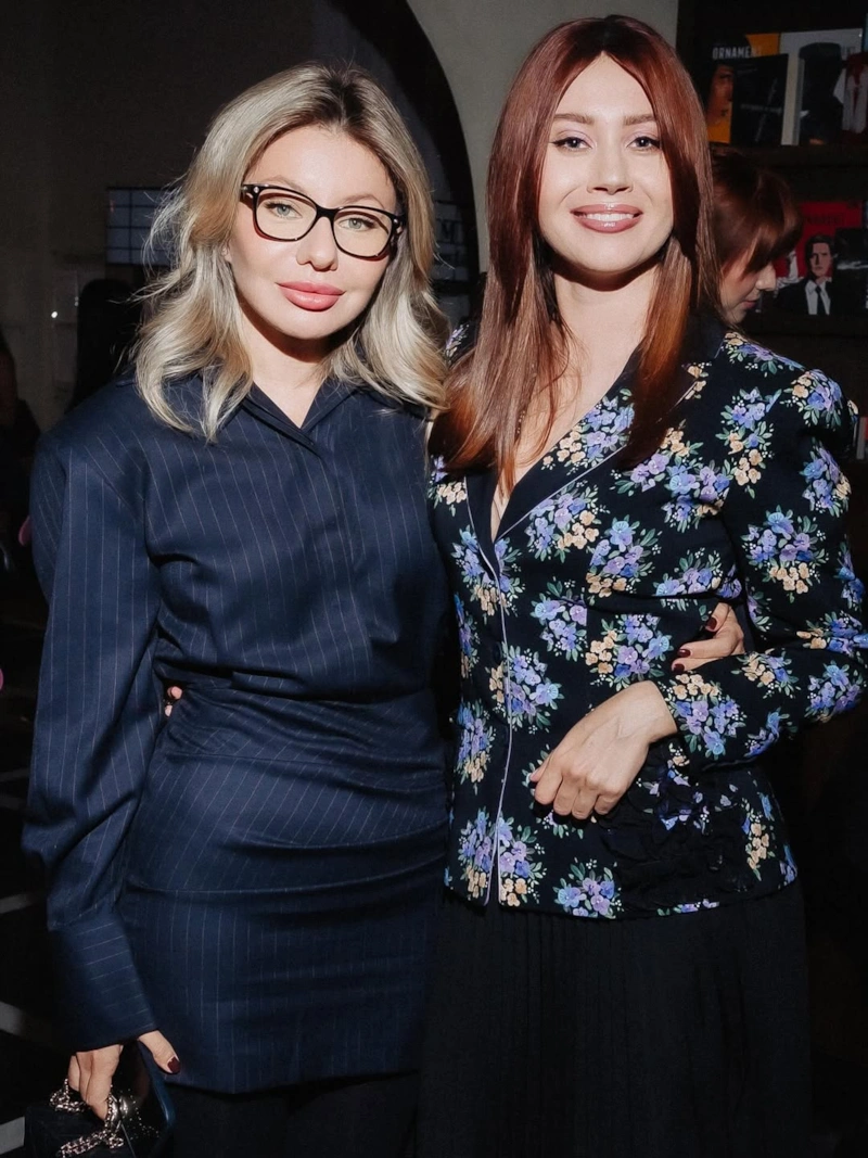 Надежда Стрелец и Олеся Ивaнченко Надежда Стрелец и Олеся Ивaнченко