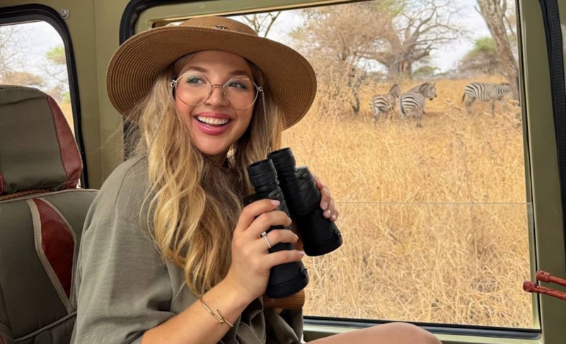 Аню Покров обокрали в Африке