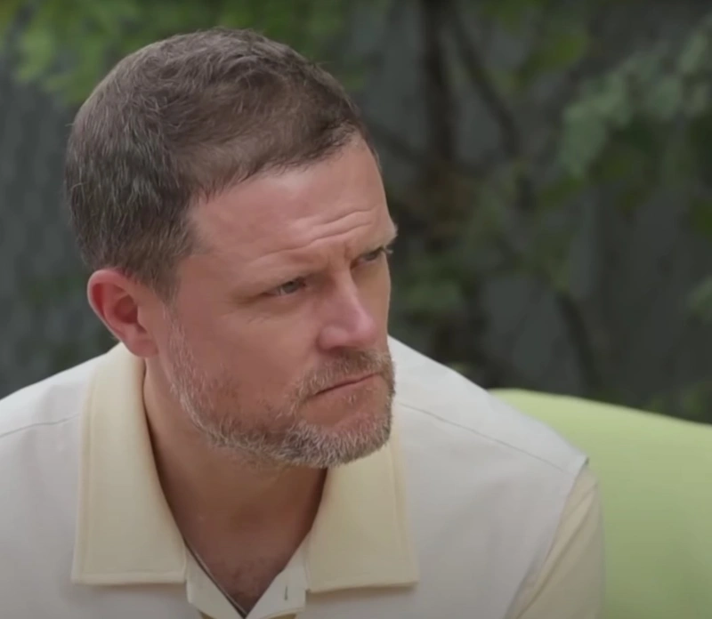 Александр Романов в шоу «Мaменькин сынок»