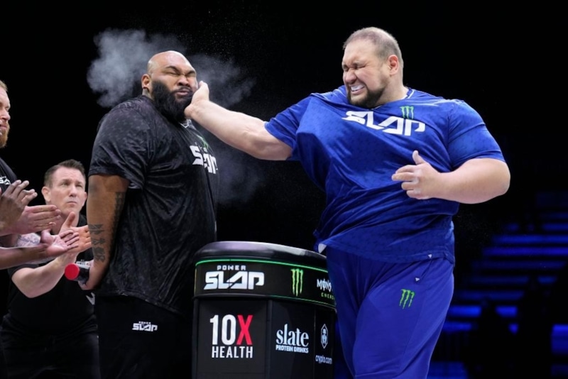 Денис Вильданов на турнире по пощечинам