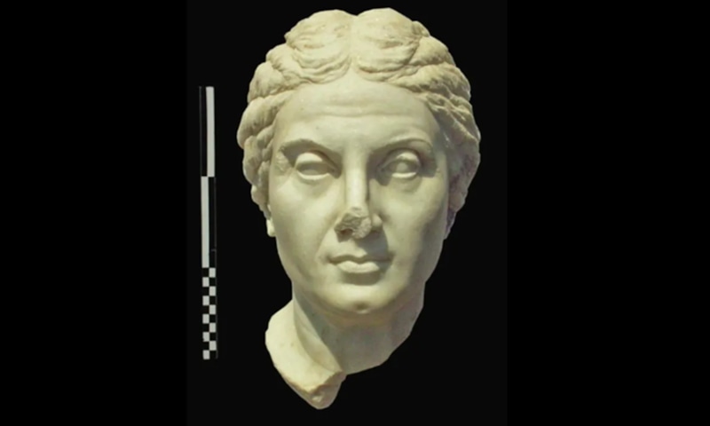 Мраморная голова: находка в Херсонесе