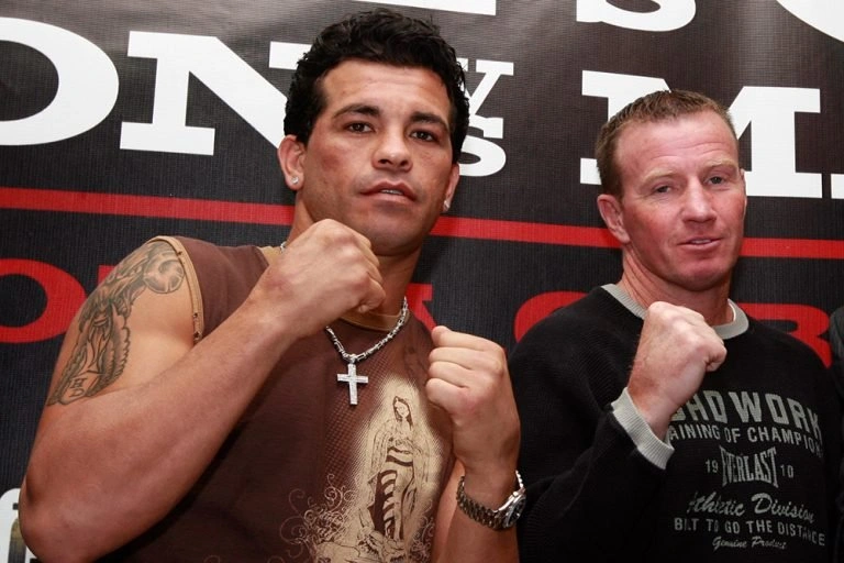 Артуро Гатти и Микки Уорд