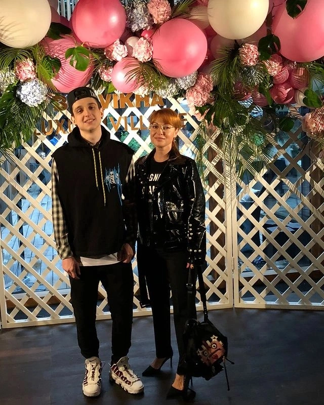 Виктория Тарасова с сыном Виктория Тарасова с сыном