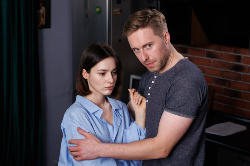 Кадр из сериала «Ведь мы семья» Кадр из сериала «Ведь мы семья»