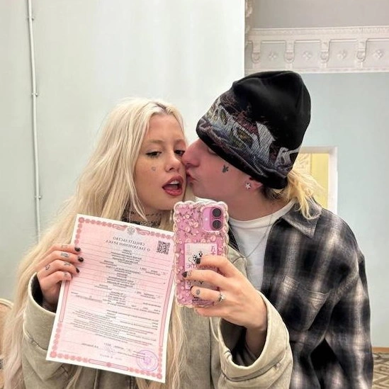 Матвей Гущин и Hofmannita расписались