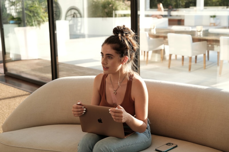 Рэйчел Сеннотт в сериале «Кумир»