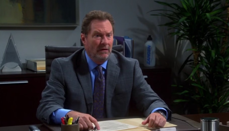 Стивен Рут в сериале «Теория большого взрыва» Стивен Рут в сериале «Теория большого взрыва»