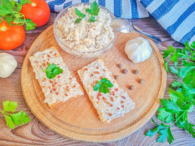 Бутербродное масло: перец и зелень 