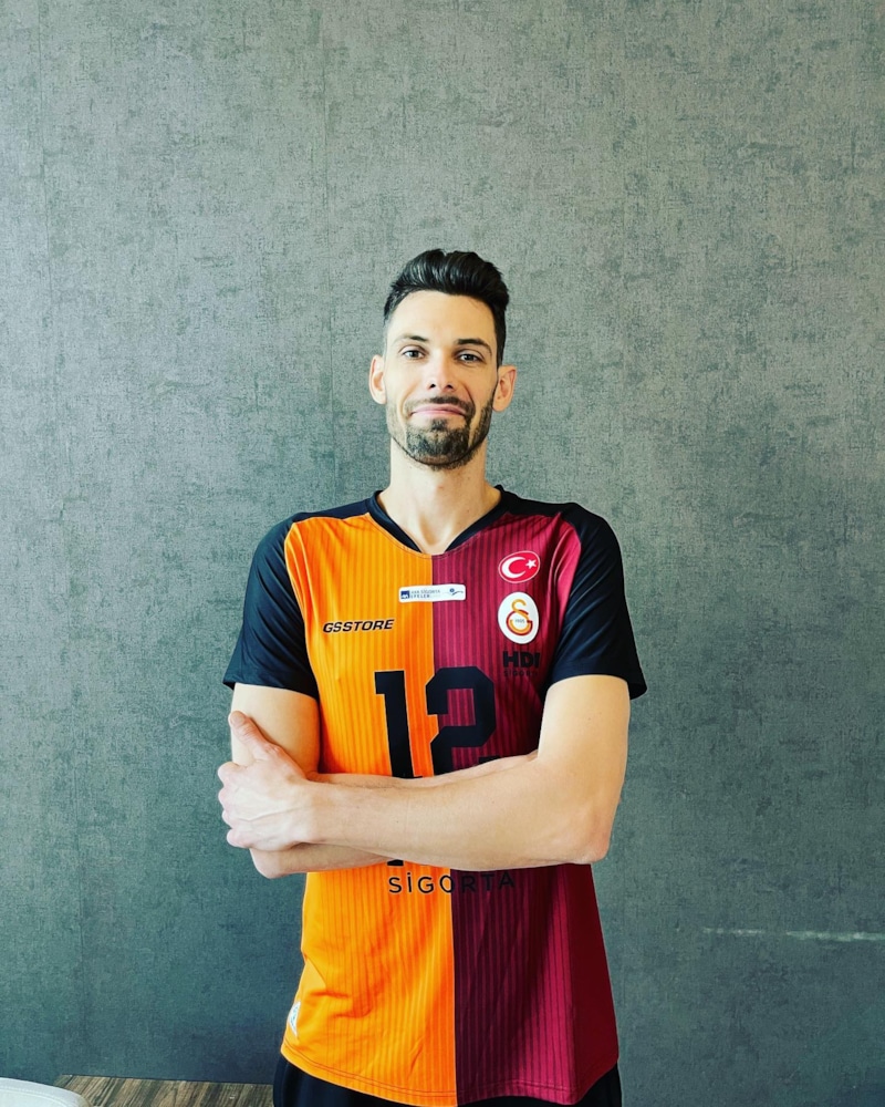 Волейболист турецкого клуба «Галатасарай» Лукаш Дивиш Волейболист турецкого клуба «Галатасарай» Лукаш Дивиш